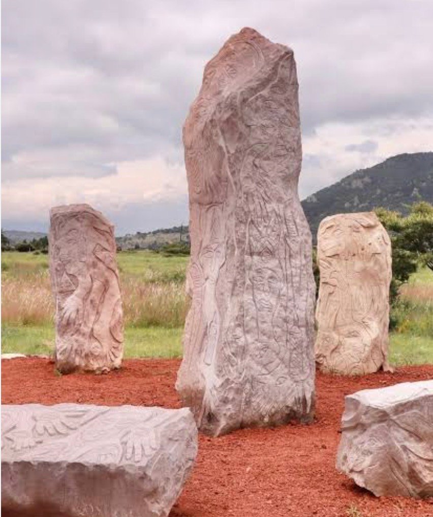 📍👀Este círculo de enormes piedras está en Huimilpan… ¿ya sabes qué es?