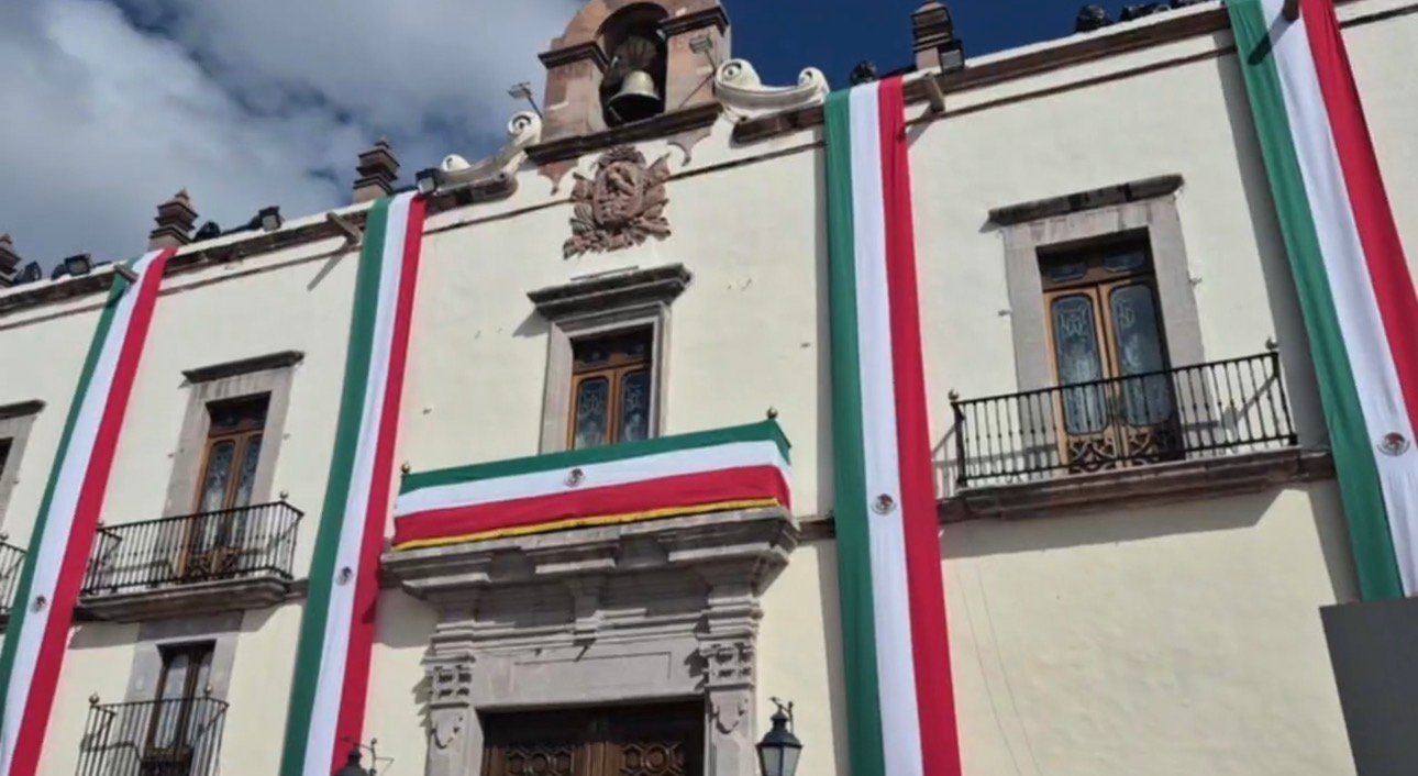 🇲🇽🎉Querétaro se pone de manteles largos para dar el Grito