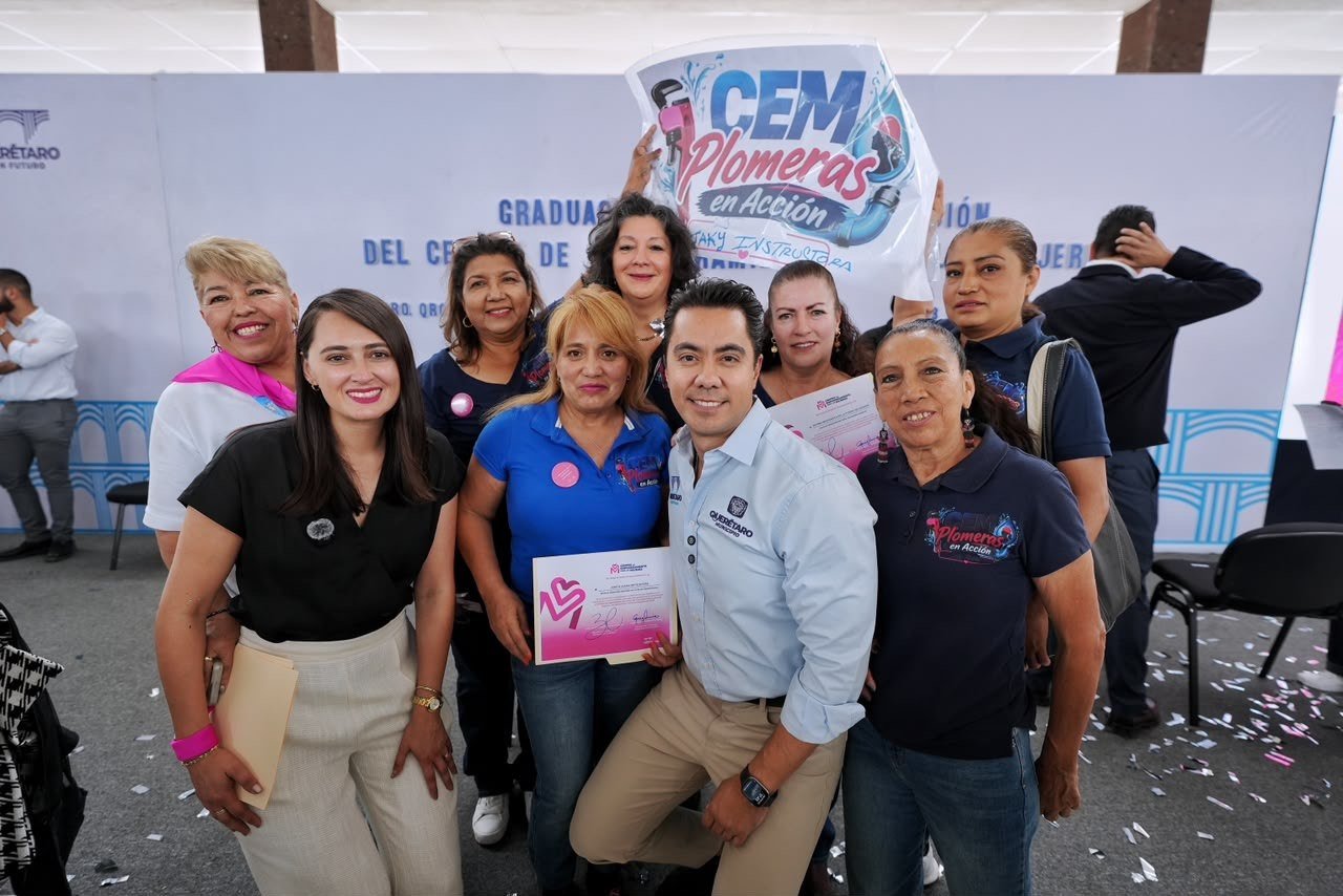 📊 #LosDatos: Más de 16 mil mujeres han pasado por el Centro de Empoderamiento de Querétaro. Conoce cuántas se graduaron en septiembre.