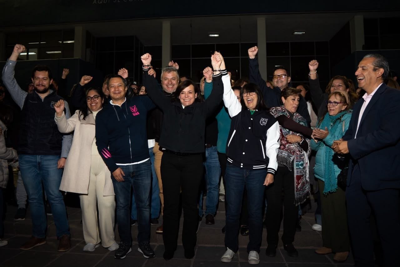 📲Resumen del martes 20 de octubre de 2026 de Expreso Querétaro. 🙋🏻‍♀️Silvia Amaya es reelegida como Rectora de la UAQ. 🏟️Mauricio Kuri afirma que su gobierno siempre dijo la verdad sobre los hechos del 5M. 💐Se alista municipio a las celebraciones de Día de Muertos.